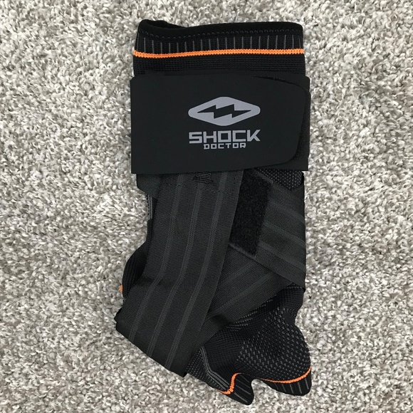 Shock Doctor Ultra Knit ankle brace with stays & figure 6 straps large level 3 - Picture 3 of 15